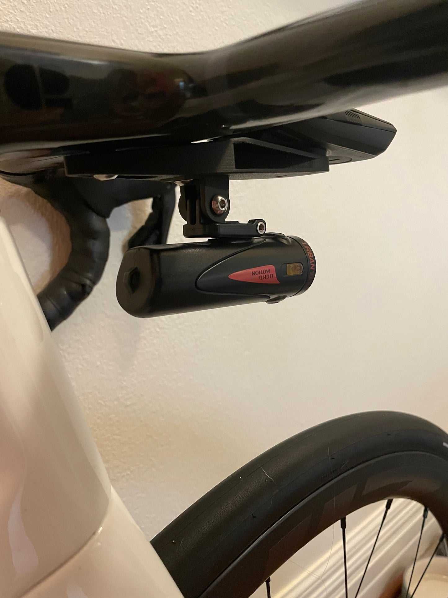 Computer mount (for one-piece handlebars)